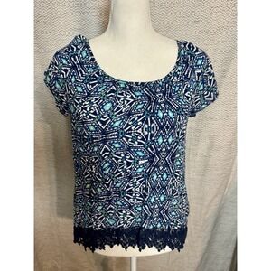 Red Camel Blue Teal Printed Short Sleeve Blouse Button Back Detail Crochet Med